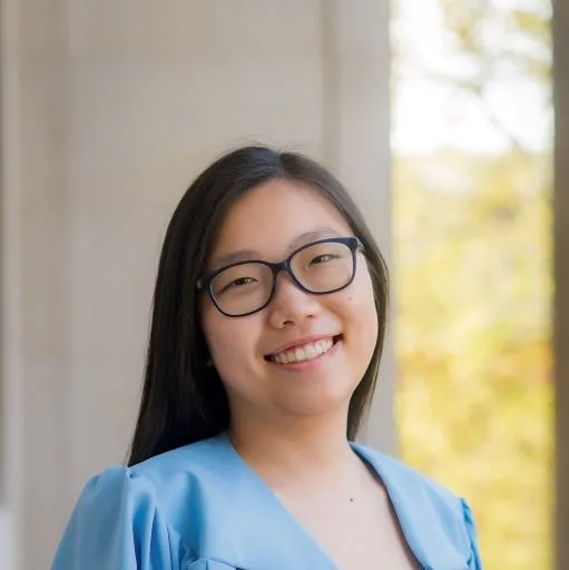 Catalina Mengyao Yang